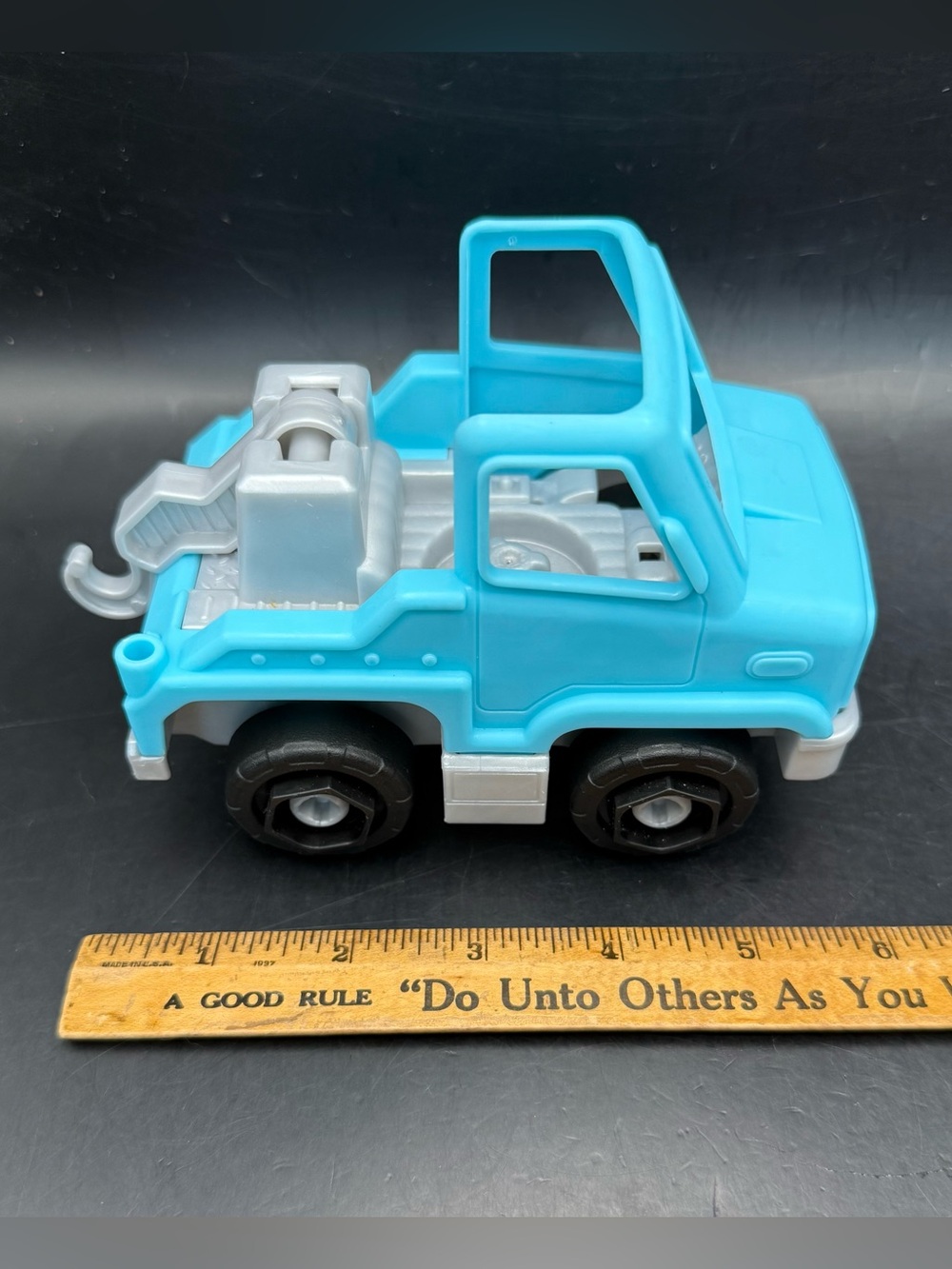 Fisher Price Little People Blue Tow Truck, Red Car, Female Tow Driver Lot Of 3 - Picture 8 of 15